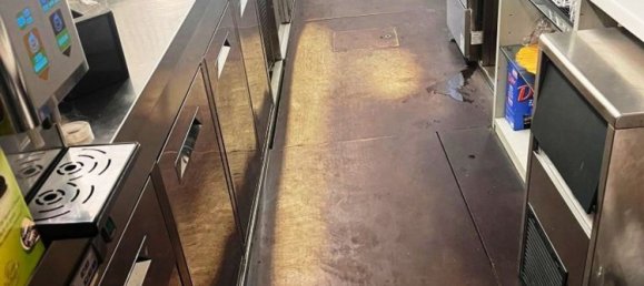 50m² Commercial property in Potenza, Italy No. 325955 7