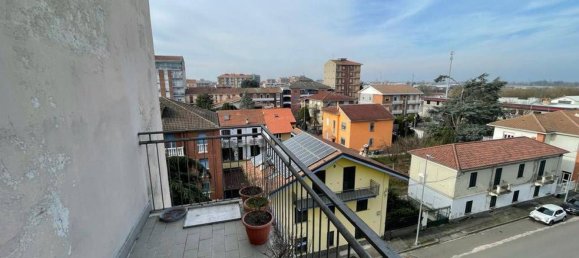 4-salle Appartement à Alessandria, Italy No. 160503 10