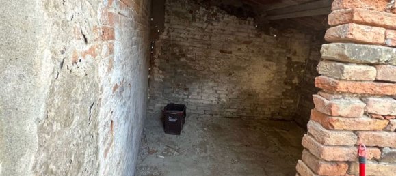 1 bedroom House in Codigoro, Italy No. 321115 7