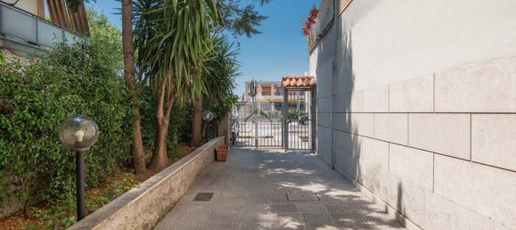 2 bedrooms Apartment in Rome, Italy No. 263321 6