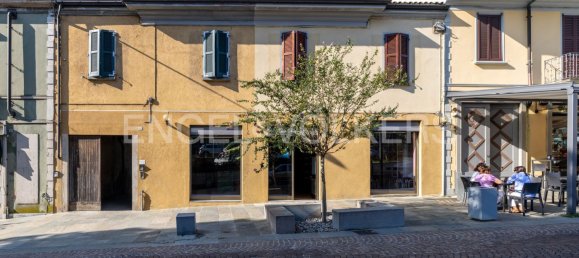 Imóvel comercial em Gavirate, Italy 100 m² N.º 131272 3