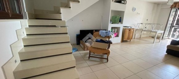 3 Schlafzimmer Doppelhaus in Caivano, Italy, Nr. 321106 3