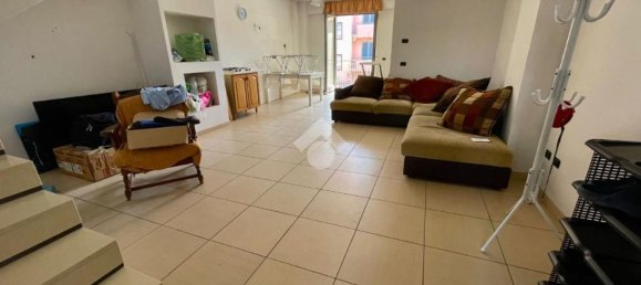 3 Schlafzimmer Doppelhaus in Caivano, Italy, Nr. 321106 4