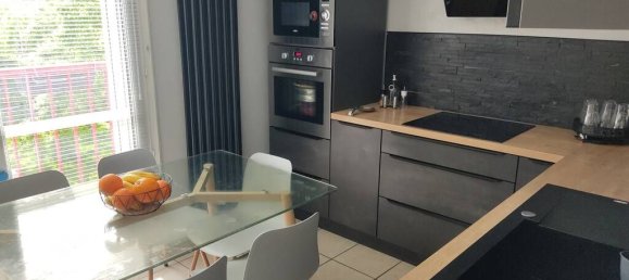 Apartamento de 3 dormitorios en Valence, France No. 285242 3