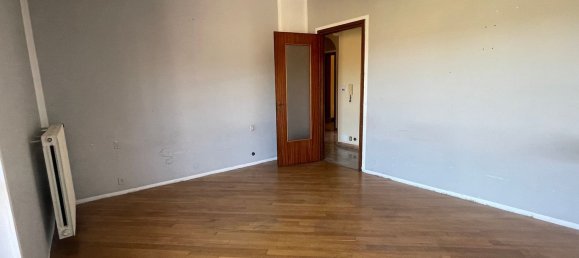 5 rooms Apartment in Villafranca d'Asti, Italy No. 300113 18