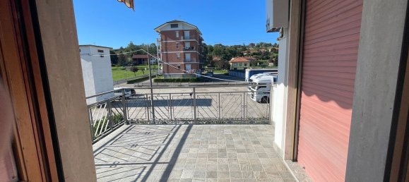 5 rooms Apartment in Villafranca d'Asti, Italy No. 300113 12