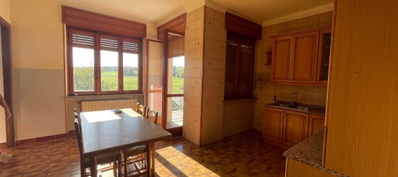 5 rooms Apartment in Villafranca d'Asti, Italy No. 300113 10