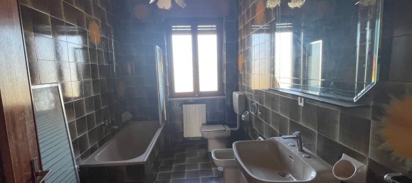 5 rooms Apartment in Villafranca d'Asti, Italy No. 300113 20