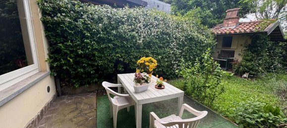 Дом с 5 комнатами в Страделла, Италия № 19771 11