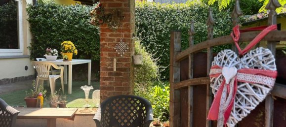 Дом с 5 комнатами в Страделла, Италия № 19771 9