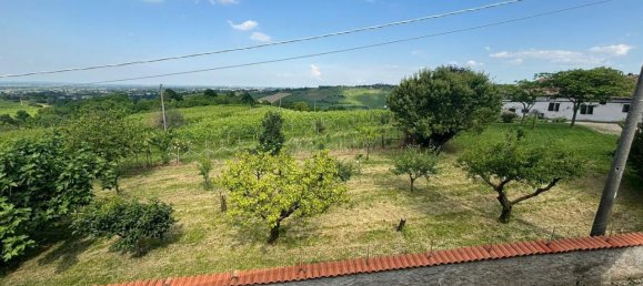 Дом с 5 комнатами в Страделла, Италия № 19771 8