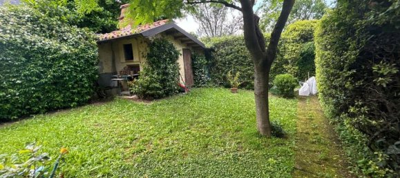 Дом с 5 комнатами в Страделла, Италия № 19771 3