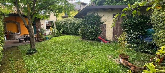 Дом с 5 комнатами в Страделла, Италия № 19771 19