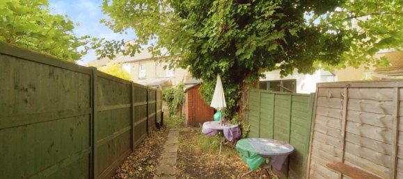 2 bedrooms House in London, United Kingdom No. 11689 7