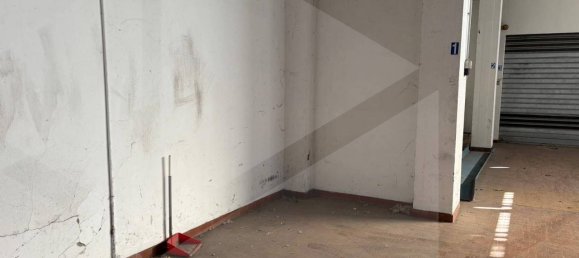 1 room Parking in Bologna, Italy No. 19930 8