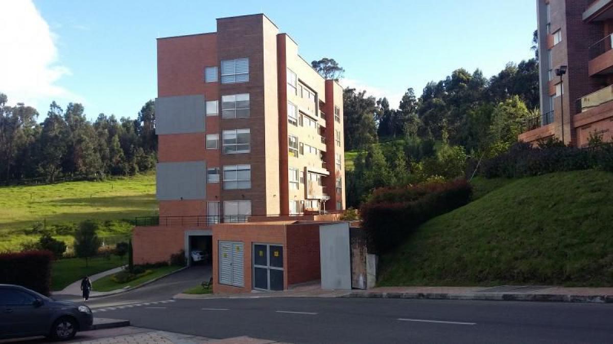 3 bedrooms House in Bogota, Colombia No. 10284