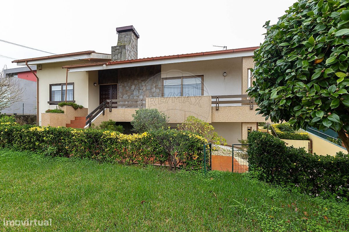 5 bedrooms House in Vila Nova de Gaia, Portugal No. 160289