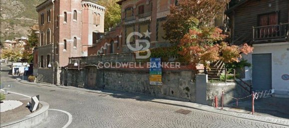 4 bedrooms Villa in Saint Vincent, Italy No. 86195 2