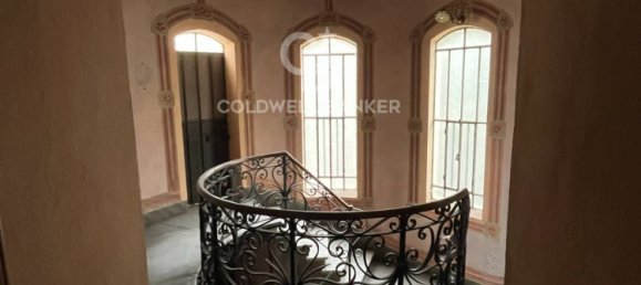 4 bedrooms Villa in Saint Vincent, Italy No. 86195 16