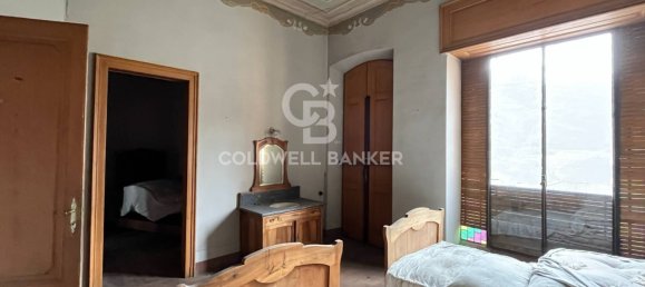 4 bedrooms Villa in Saint Vincent, Italy No. 86195 40