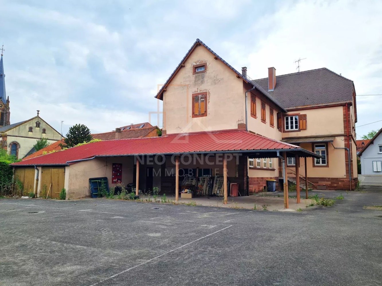  عقار تجاري في Weitbruch, France 450متر مربع رقم 82344