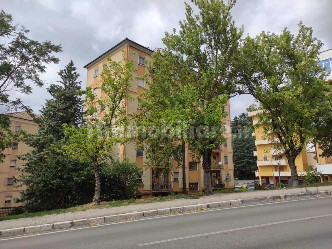 2 غرف نوم شقة في Potenza, Italy رقم 341294