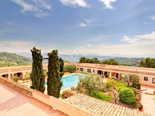 15 غرف نوم منزل في Tarragona, Spain رقم 181001