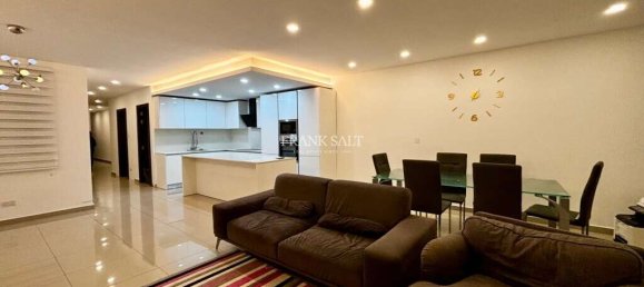 3 bedrooms Apartment in Saint Julian's, Malta No. 5374 2