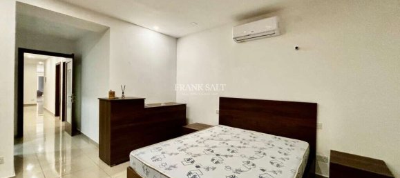 3 bedrooms Apartment in Saint Julian's, Malta No. 5374 4