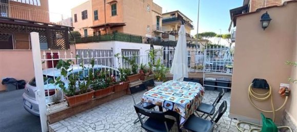 2 rooms Apartment in Rome, Italy No. 270344 2