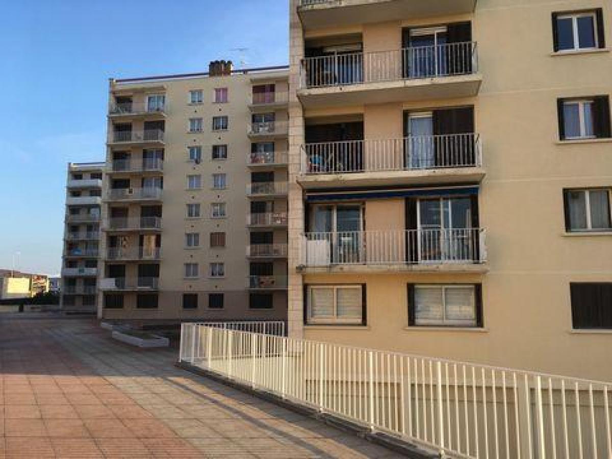 Студия в кондо  в Мелен, Франция № 32932