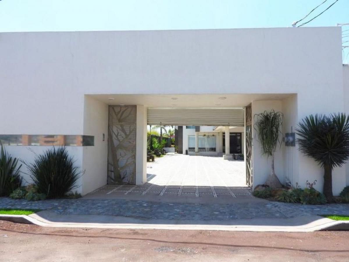 4 bedrooms House in Mexico No. 220732