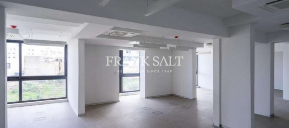 Escritório em Gzira, Malta 330 m² N.º 13021 4