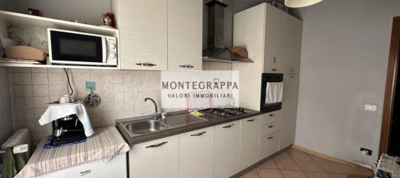 Apartamento de 3 dormitorios en Riese Pio X, Italy No. 359181 7