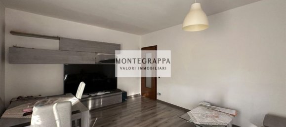 Apartamento de 3 dormitorios en Riese Pio X, Italy No. 359181 4