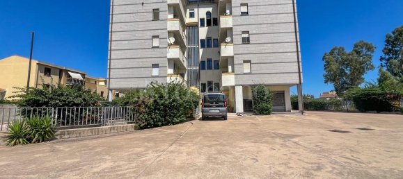 Квартира с 2 комнатами в Ольбия, Италия № 285129 19