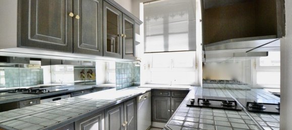 3 bedrooms Apartment in Lyon, France No. 346433 2