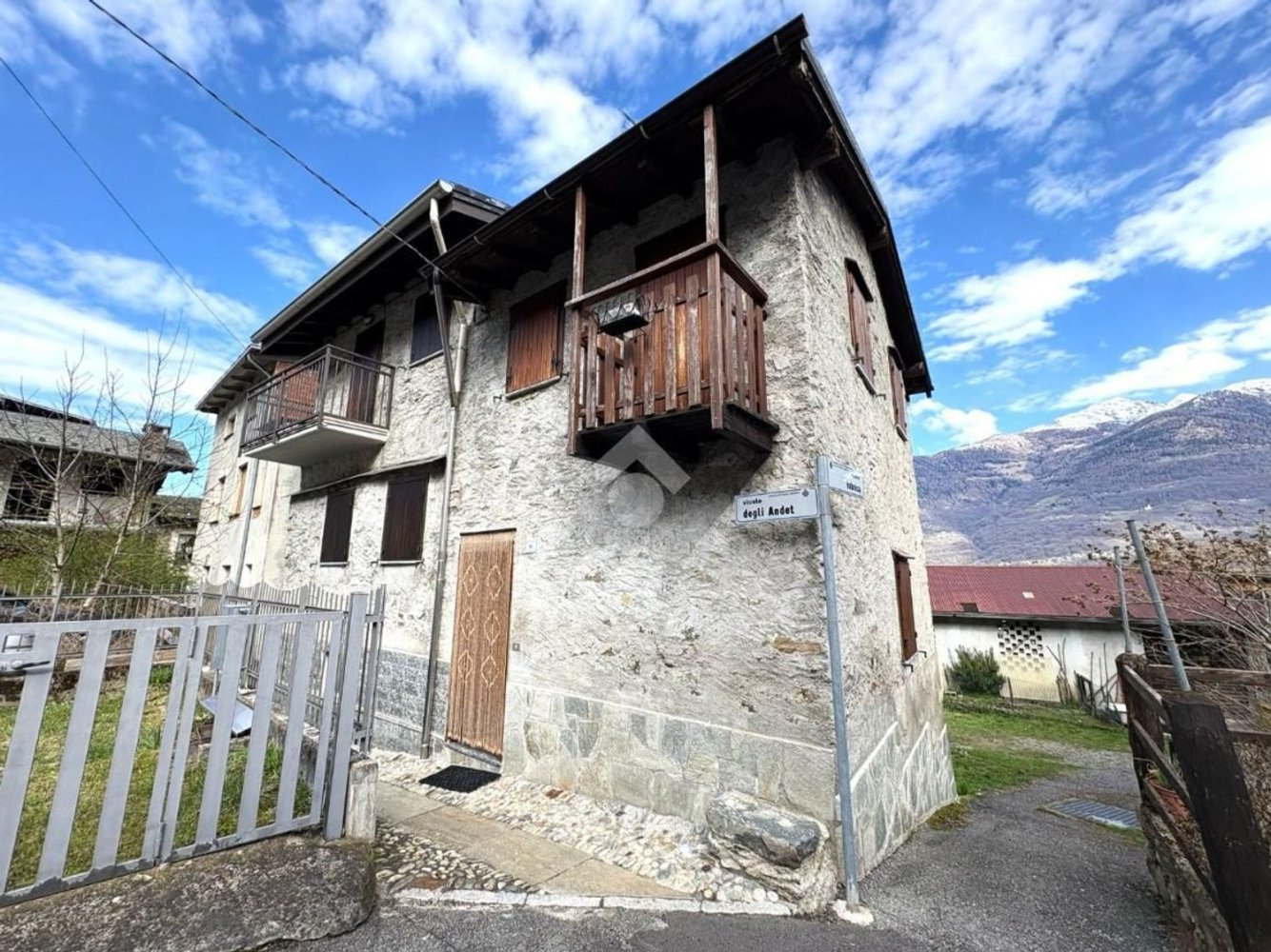 2غرفة منزل في Faedo Valtellino, Italy رقم 93875