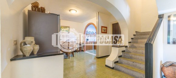 4 bedrooms Villa in Cerveteri, Italy No. 174589 13