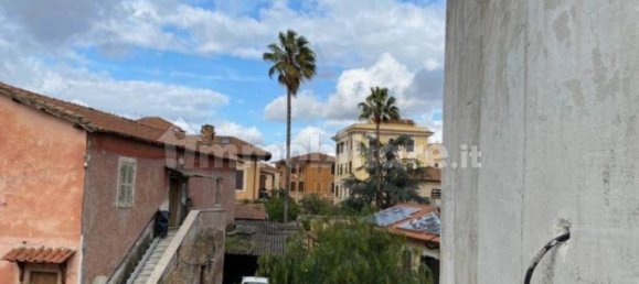 Дом с 2 спальнями в Рим, Италия № 202173 15