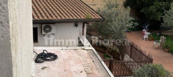 Дом с 2 спальнями в Рим, Италия № 202173 10