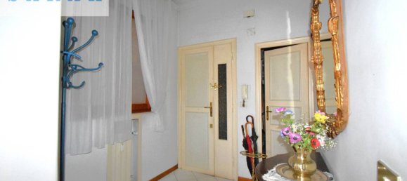 3 Schlafzimmer Wohnung in Viareggio, Italy, Nr. 196829 26