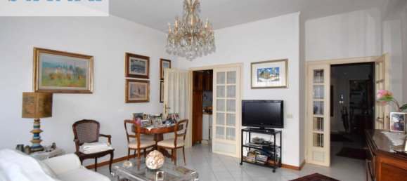 3 Schlafzimmer Wohnung in Viareggio, Italy, Nr. 196829 7