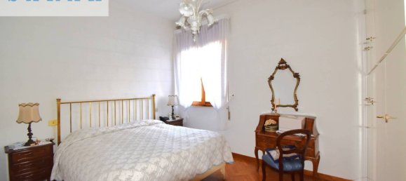 3 Schlafzimmer Wohnung in Viareggio, Italy, Nr. 196829 10