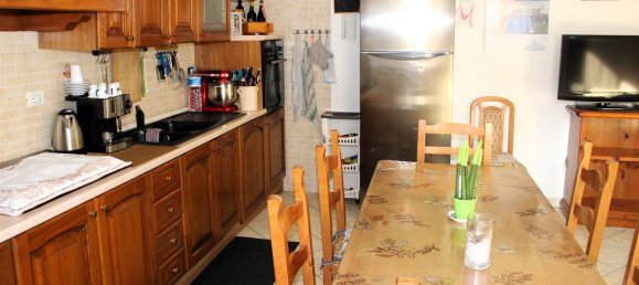 Дом с 5 комнатами в Трино, Италия № 72369 7