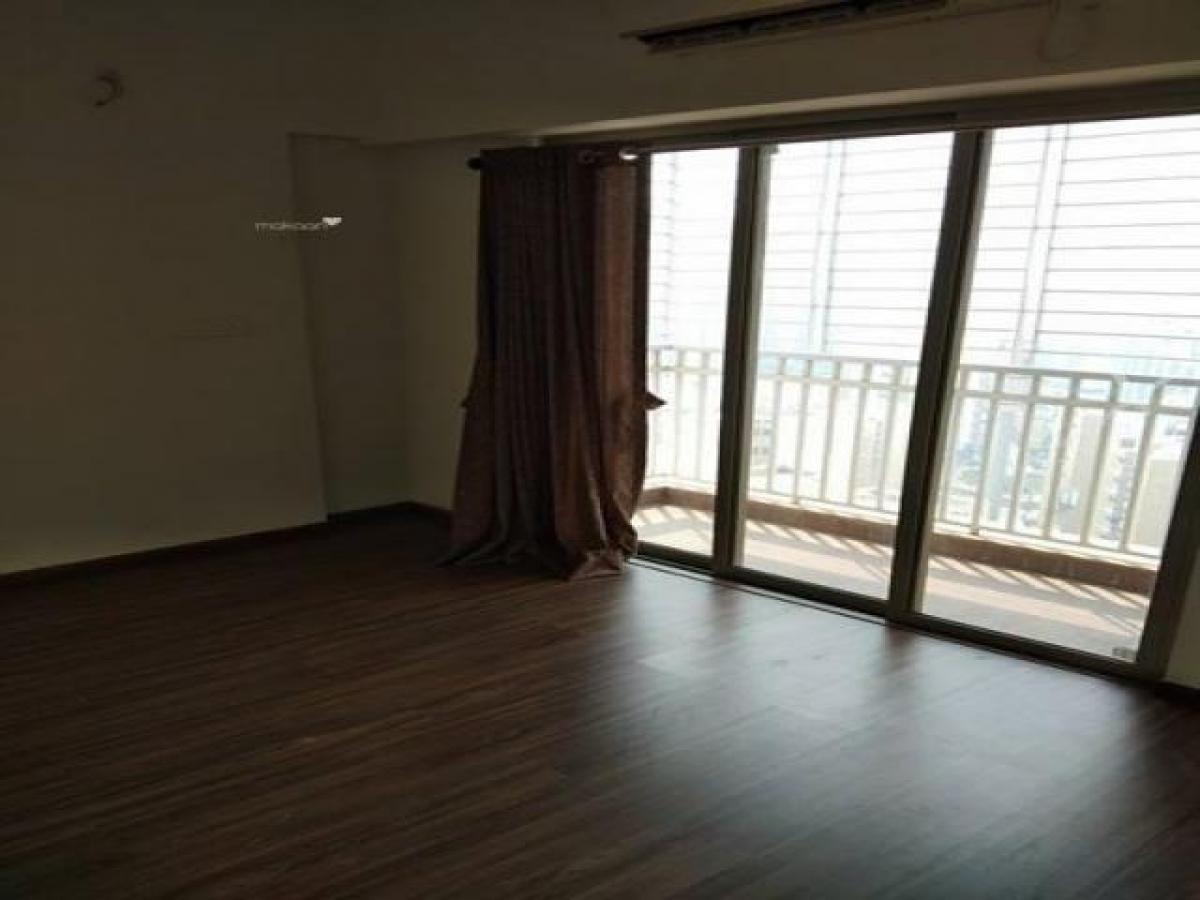 Casa de 2 dormitorios en Mumbai, India No. 10334