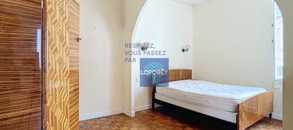 3 bedrooms Commercial property in Creil, France No. 91844 11