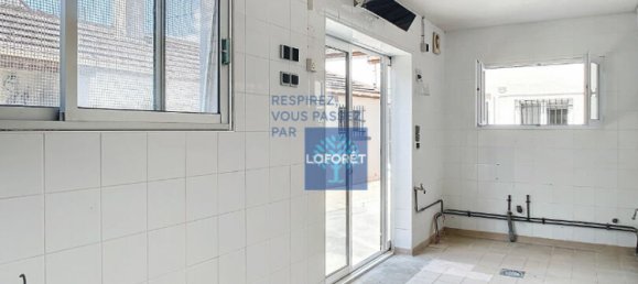 3 bedrooms Commercial property in Creil, France No. 91844 15