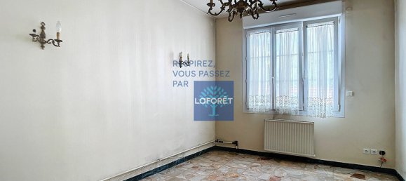 3 bedrooms Commercial property in Creil, France No. 91844 7