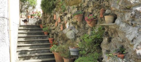 5 bedrooms Castles in Ne, Italy No. 124471 8